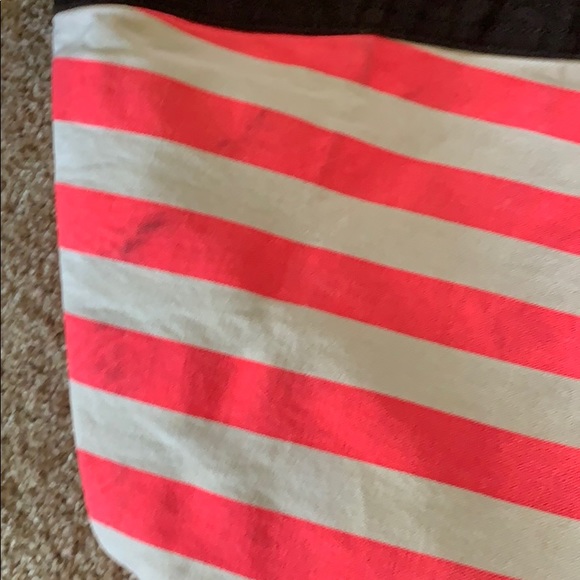 Victoria Secret beach bag and Clinique tote - Picture 4 of 8